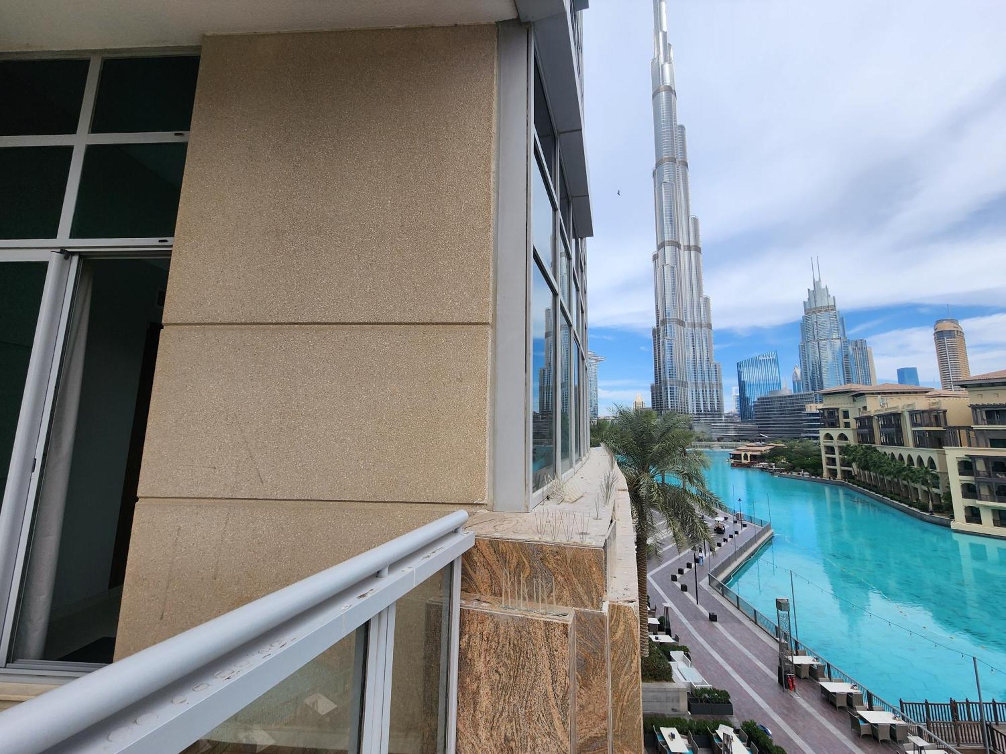 Apartament Downtown Oasis, Burj Khalifa Views, Luxury Amenities Dubaj Zewnętrze zdjęcie